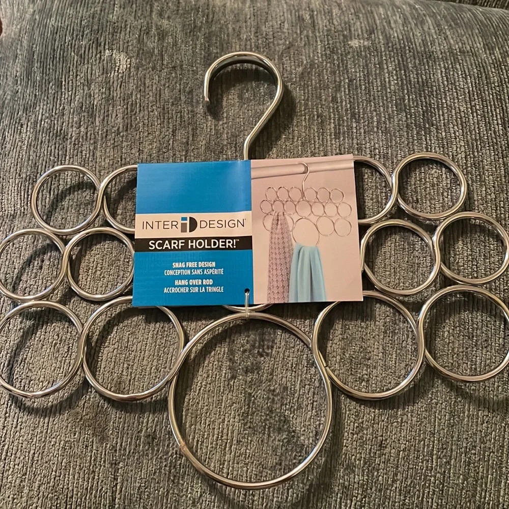 Inter Design scarf holder; snag free hang over rod